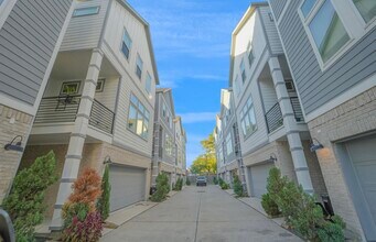 622 Janisch Rd in Houston, TX - Building Photo - Building Photo