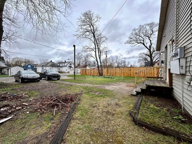 1461 Leahy St in Muskegon, MI - Building Photo - Building Photo