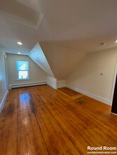 93 Hobart St, Unit 3 in Boston, MA - Building Photo - Building Photo