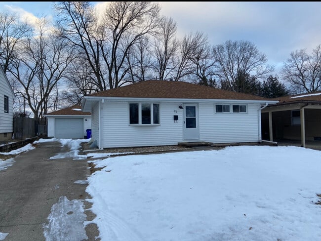 property at 93 Isabella Dr