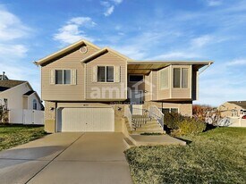 4177 S 1000 W in Riverdale, UT - Building Photo