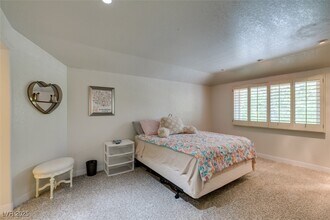 5133 Southern Hills Ln in Las Vegas, NV - Building Photo - Building Photo