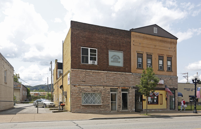 816 Midland Ave in Midland, PA - Building Photo - Building Photo