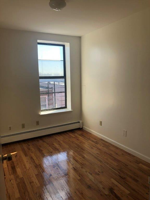 659 Miller Ave in Brooklyn, NY - Building Photo - Building Photo