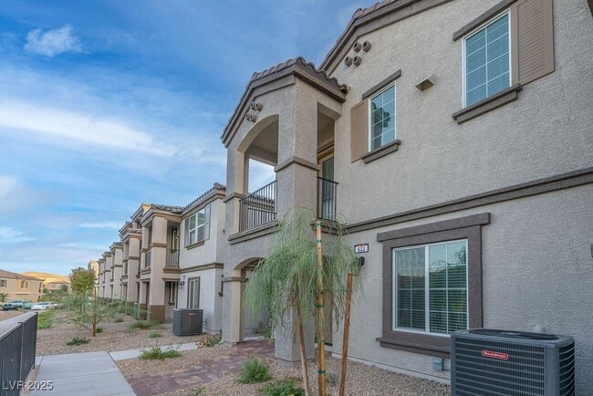 633 Bellus Pl in Henderson, NV - Building Photo - Building Photo