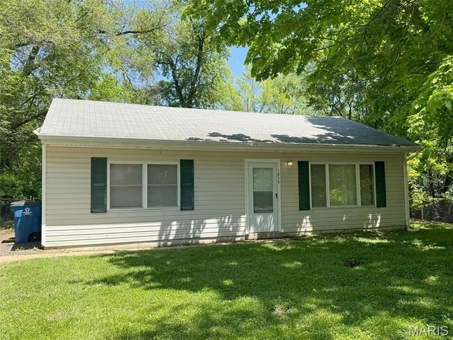property at 1235 Maple Ave