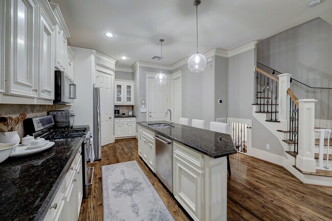 1126 W 17th St in Houston, TX - Building Photo - Building Photo