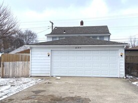 631 Mulberry St in Hammond, IN - Building Photo