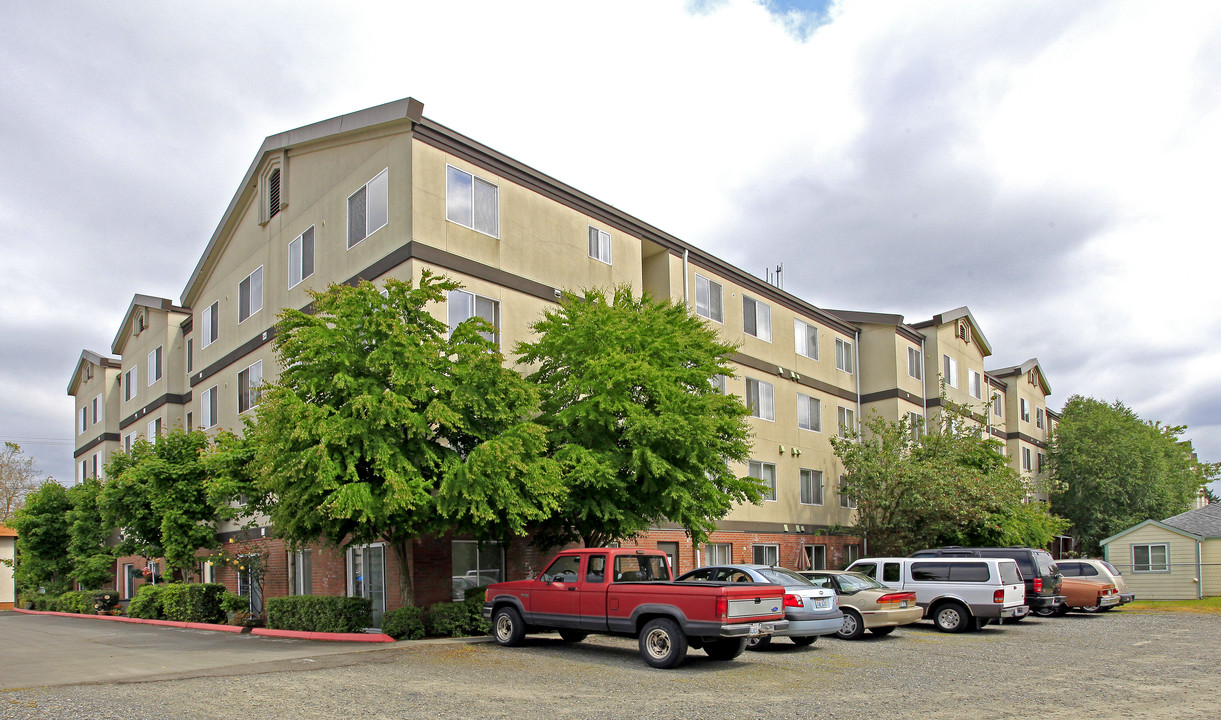 Titus Village Apartments in Kent, WA - Foto de edificio