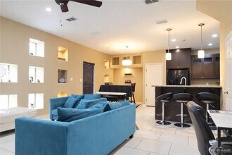 14 W Daffodil Ave in McAllen, TX - Building Photo - Building Photo