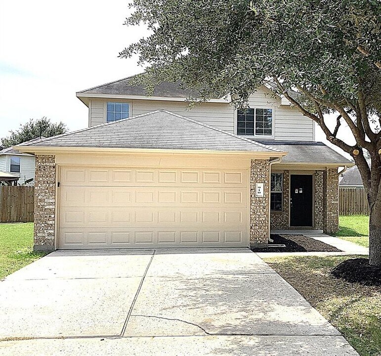 910 Redcrest Springs Ct in Houston, TX - Building Photo