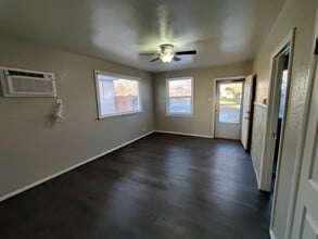 2631 Atlanta Ave, Unit 2631 in Pueblo, CO - Building Photo - Building Photo