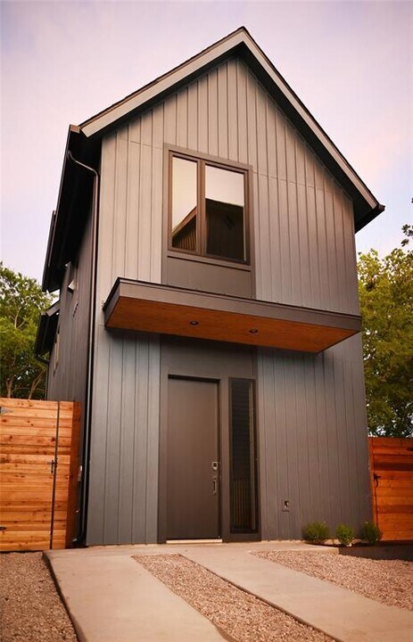 2611 Wilson St in Austin, TX - Building Photo