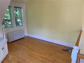 11 Admiral Kalbfus Rd in Newport, RI - Building Photo - Building Photo