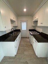 1305-1305 1/2 Washington Ave in Bakersfield, CA - Building Photo - Building Photo