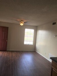 Building Photo - Arlington Square Apartments in Gulfport, Mississippi