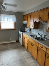 1610 N Cross St in Dover, OH - Building Photo - Building Photo
