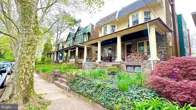 325 W Seymour St in Philadelphia, PA - Building Photo - Building Photo