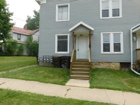 323 N Walnut Ave, Unit #4