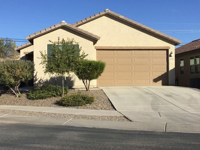 8000 N Scholes Ave in Tucson, AZ - Building Photo - Building Photo