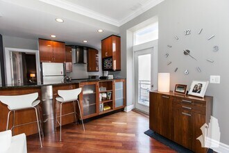 36 S Ashland Ave in Chicago, IL - Building Photo - Building Photo