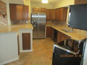 2000 W Willis in Show Low, AZ - Building Photo - Building Photo