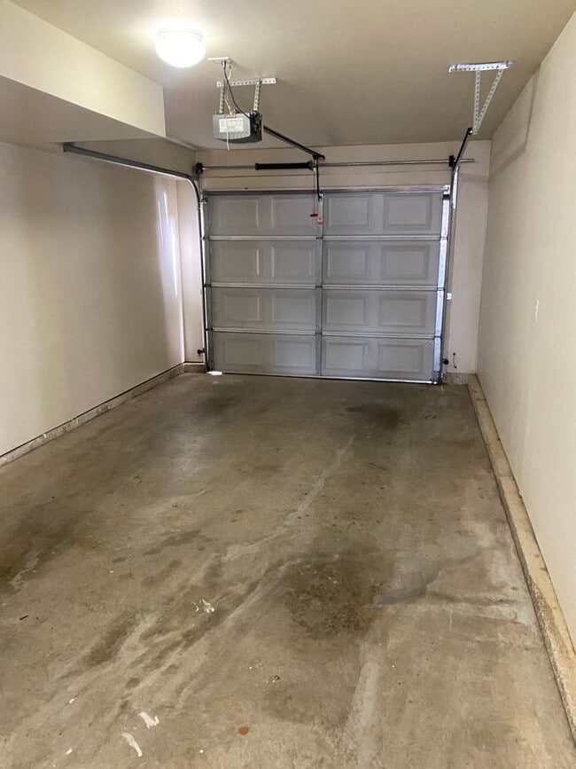 16785 Huntington Ln in St. Robert, MO - Building Photo - Building Photo