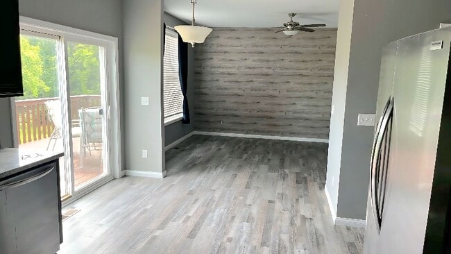 1208 Gemstone Pointe Dr in Walton, KY - Building Photo - Building Photo