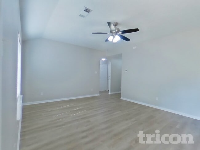 224 Kellyn Ct in Conroe, TX - Foto de edificio - Building Photo