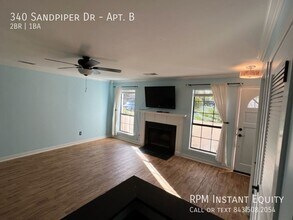 340 Sandpiper Dr in Mount Pleasant, SC - Foto de edificio - Building Photo