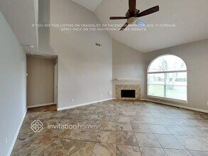 11223 S Country Club Green Dr in Tomball, TX - Building Photo - Building Photo