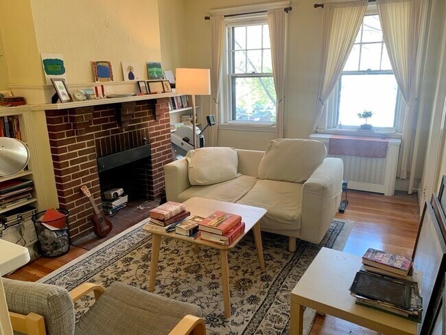 852 Massachusetts Ave in Cambridge, MA - Building Photo - Building Photo