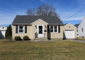 35 Grimm Heights Ave in Struthers, OH - Building Photo