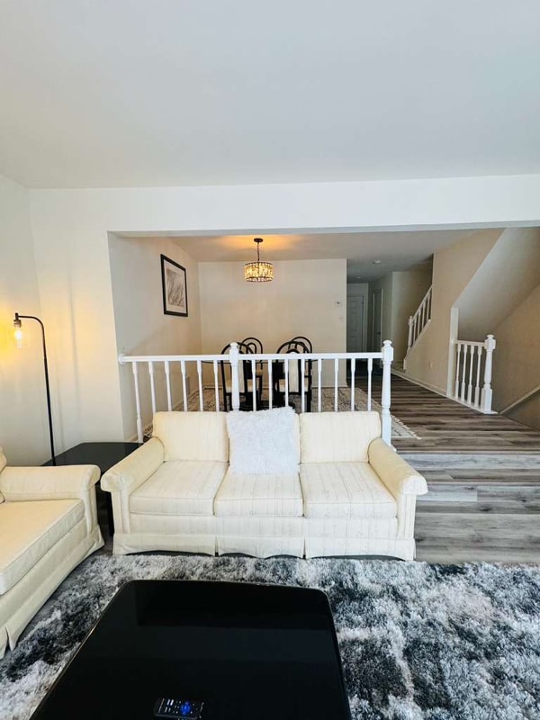 10946 Rampart Way in Silver Spring, MD - Foto de edificio - Building Photo