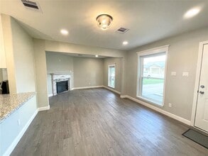 806 Fitzgerald St in East Bernard, TX - Building Photo - Building Photo