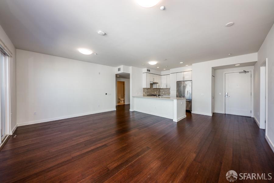 50 Jerrold Ave in San Francisco, CA - Building Photo