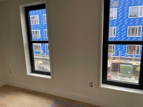 78 Gates St in Boston, MA - Building Photo - Building Photo