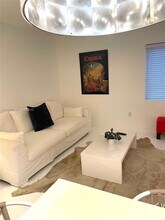 1616 Euclid Ave in Miami Beach, FL - Building Photo - Building Photo