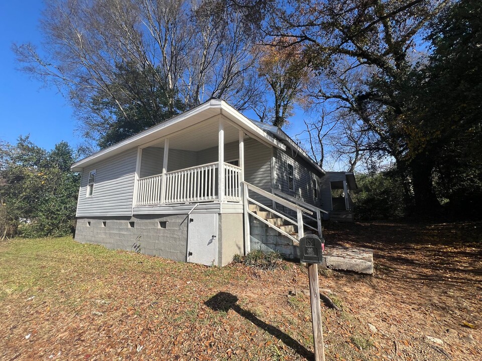 1909 Garber St in Tuscaloosa, AL - Building Photo