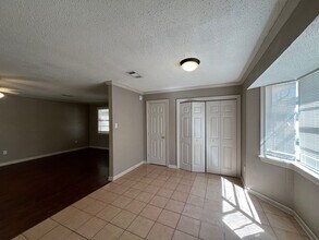 8817 Shadow Bluff Ave in Denham Springs, LA - Building Photo - Building Photo