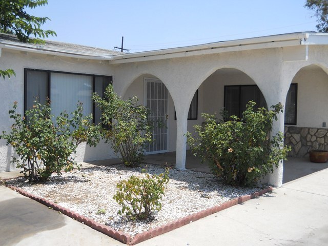 24701 Starcrest Dr in Moreno Valley, CA - Building Photo