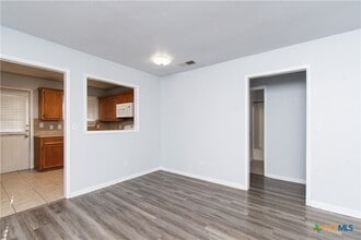 1610 Indian Trail in Harker Heights, TX - Building Photo - Building Photo