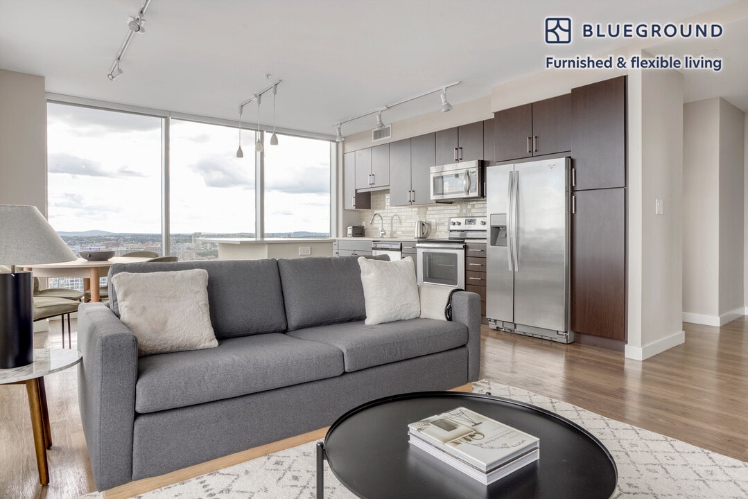 45 Stuart St in Boston, MA - Building Photo