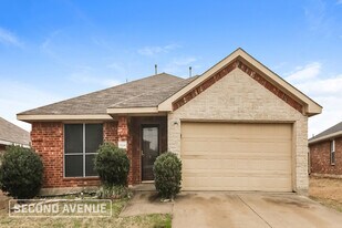 3824 Clay Mathis Rd in Mesquite, TX - Building Photo