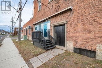 4 Elgin St W in Arnprior, ON - Building Photo - Building Photo