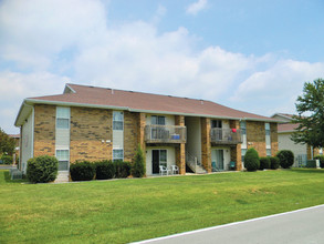 Campbell Flats in Springfield, MO - Building Photo - Building Photo