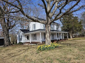 359 Flat Rock Rd in Lawndale, NC - Building Photo - Building Photo