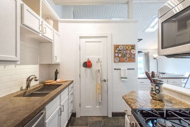 property at 2414 Inglewood Ave N