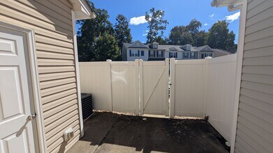 4327 Kobuk Ln in Charlotte, NC - Building Photo - Building Photo