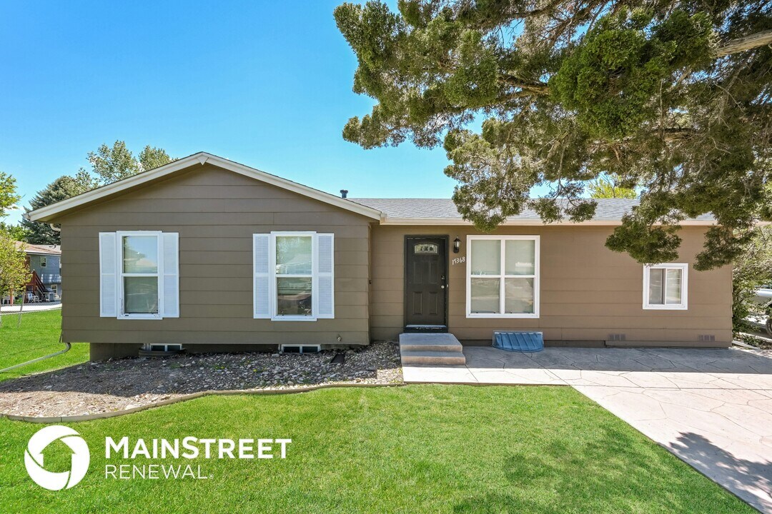 15368 E Gunnison Pl in Aurora, CO - Building Photo